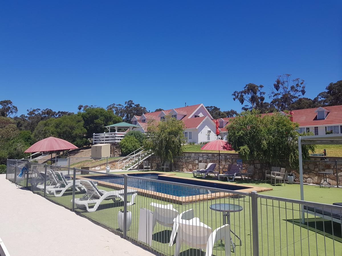 Clare Valley Motel מראה חיצוני תמונה