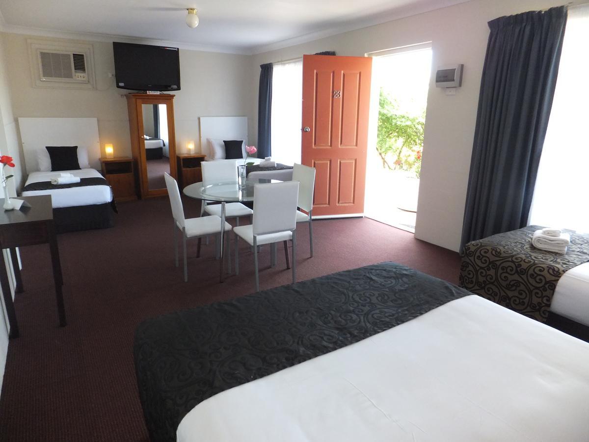 Clare Valley Motel מראה חיצוני תמונה